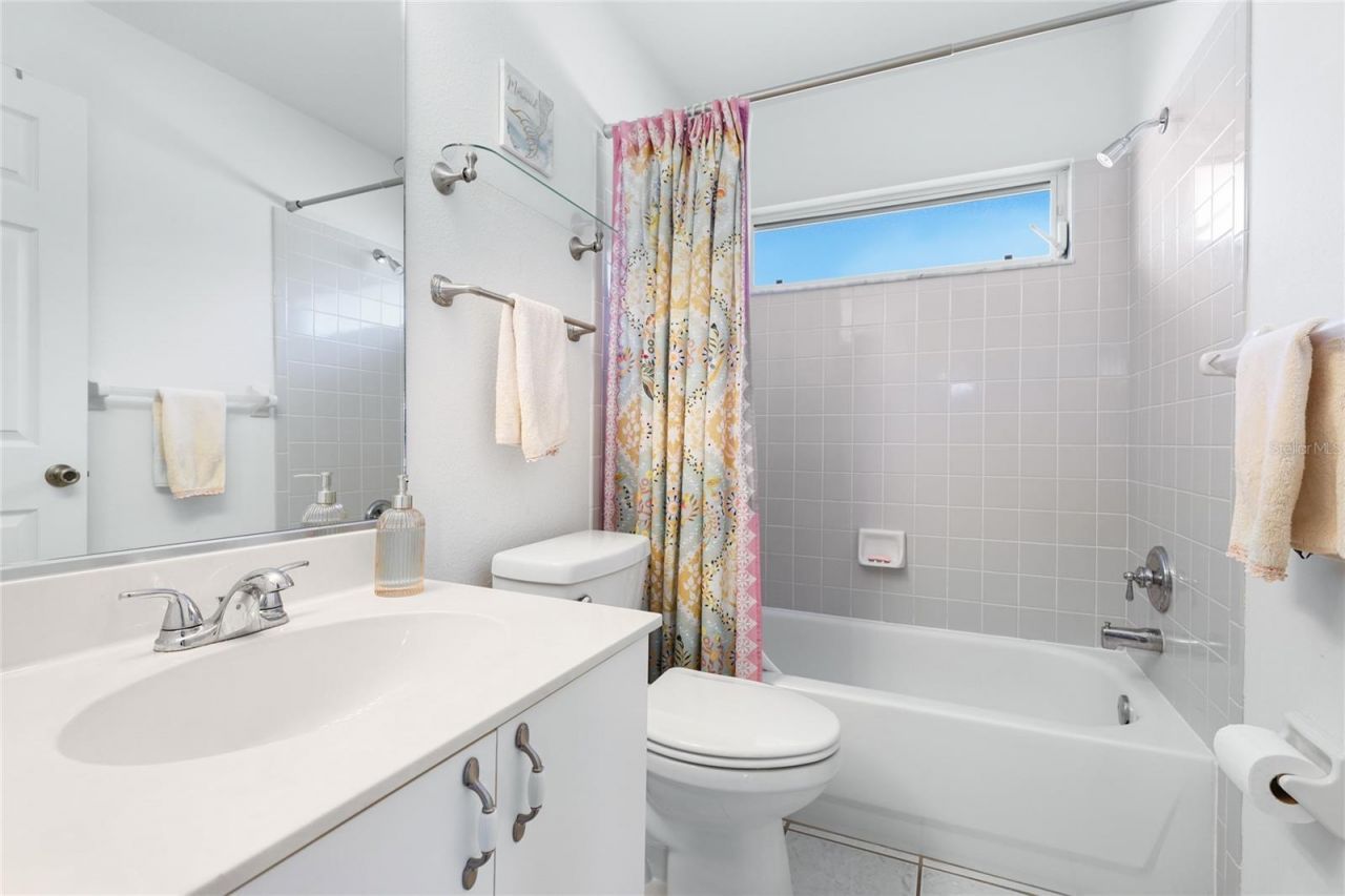 4817 Post Pointe Drive, Sarasota, FL 34233 Photo