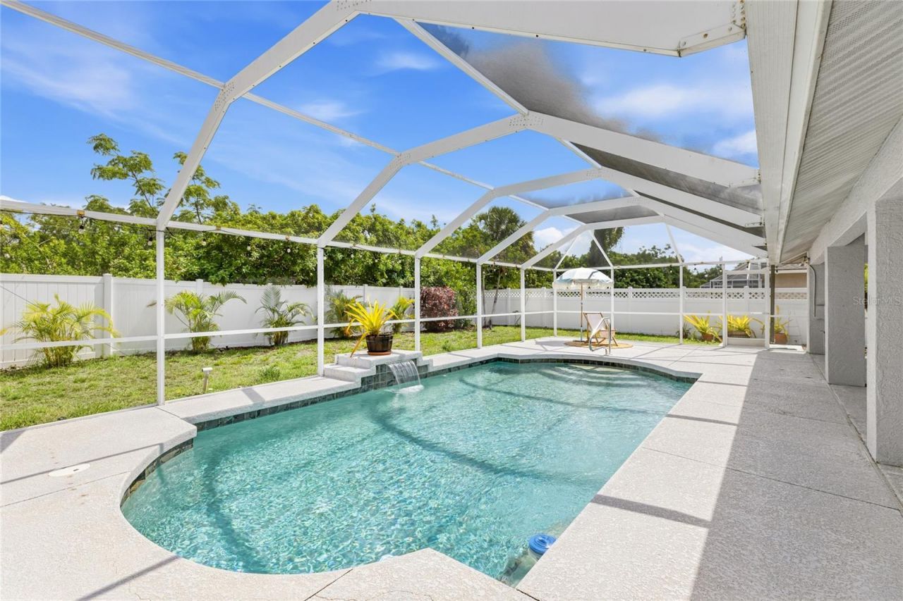 4817 Post Pointe Drive, Sarasota, FL 34233 Photo