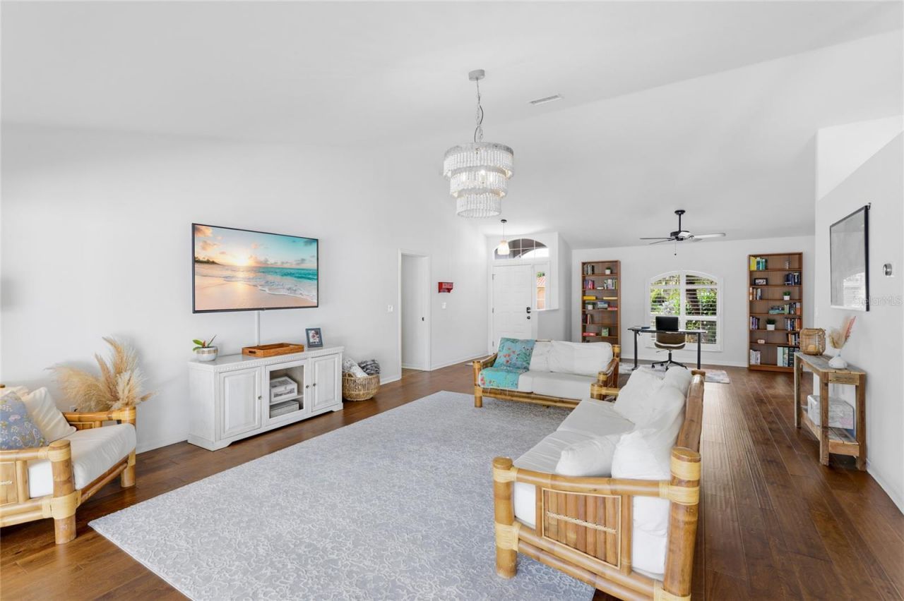 4817 Post Pointe Drive, Sarasota, FL 34233 Photo