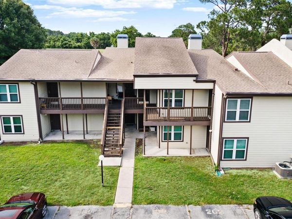 23202 SANDALWOOD DRIVE , Unit 202, WILDWOOD, FL 34785