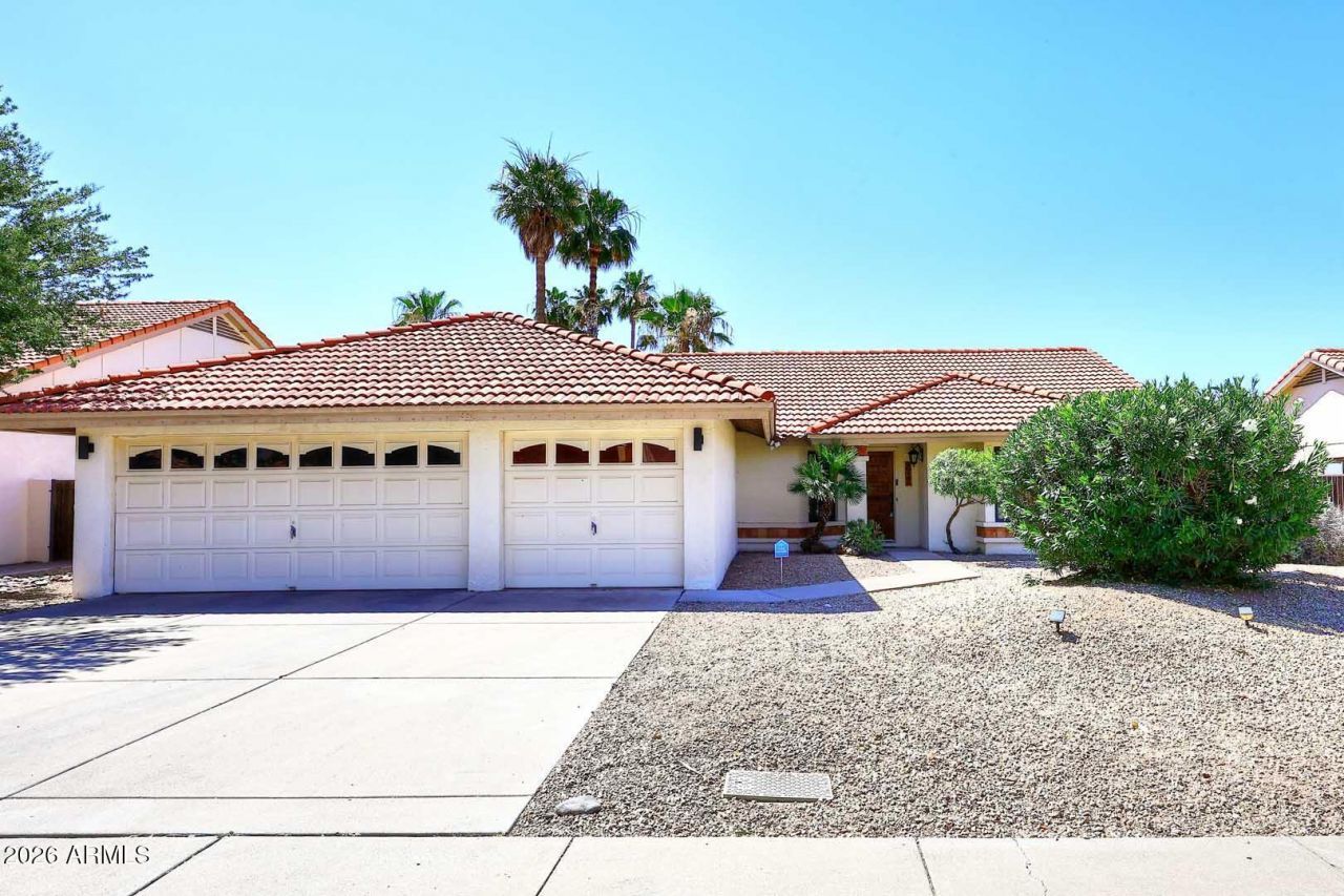 9079 E Davenport Drive, Scottsdale, AZ 85260 Main Photo