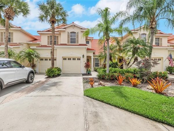 4660 WINGED FOOT CT, Unit 102, NAPLES, FL 34112