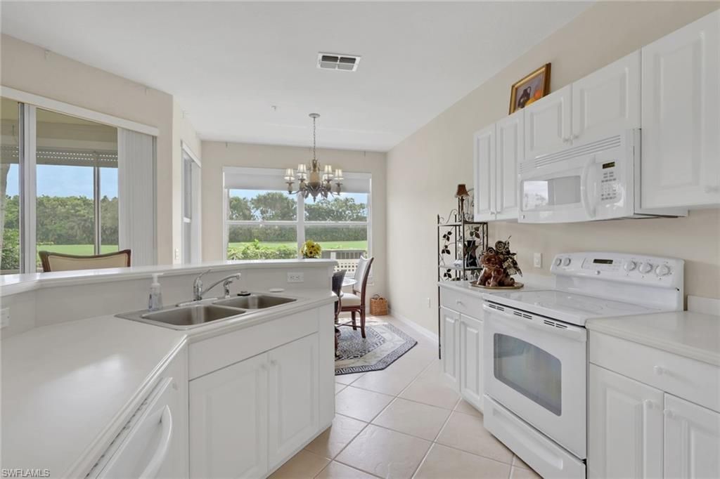 4660 Winged Foot Ct, Unit 102, Naples, FL 34112 Photo
