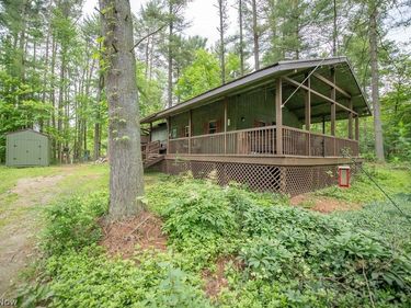 1246 Alton Drive SW, Sherrodsville, OH 44675