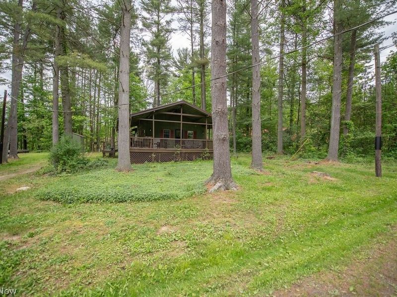 1246 Alton Drive SW, Sherrodsville, OH 44675 Photo 3