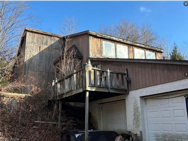 10775 Bell Road, Newbury, OH 44065