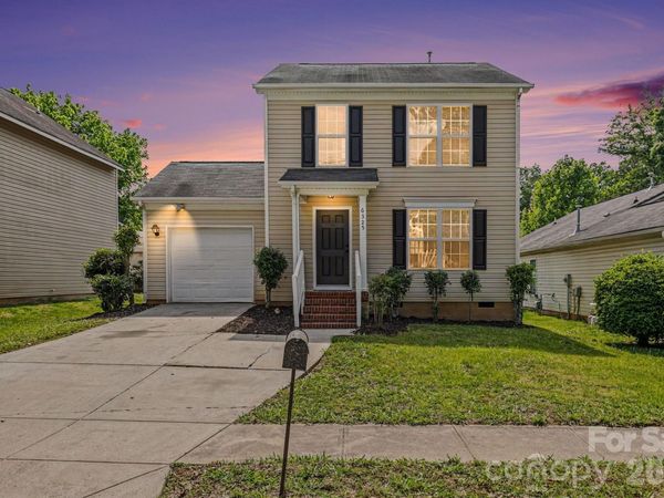 6325 Linda Vista Lane, Charlotte, NC 28216