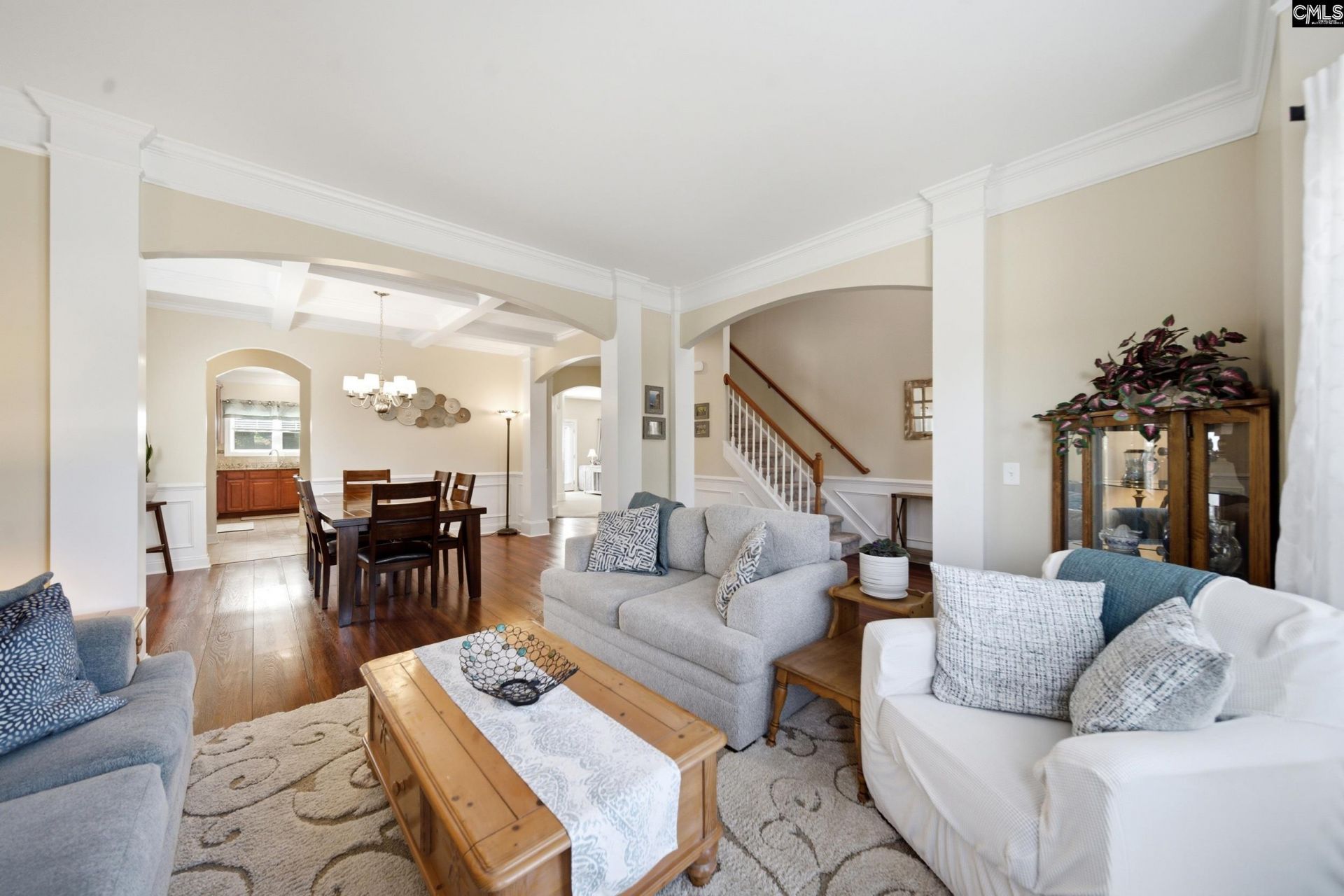 502 Flagstone Court Photo 4