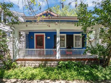 33 N Ellicott Street, Williamsville, NY 14221