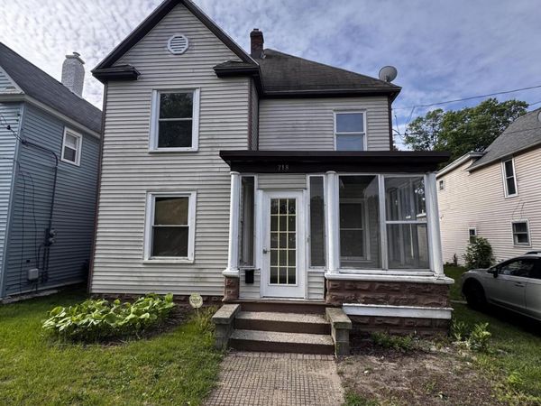 718 Sherman Street SE, Grand Rapids, MI 49503