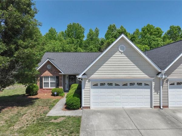 1052 Glyn Water Lane , High Point, NC 27265