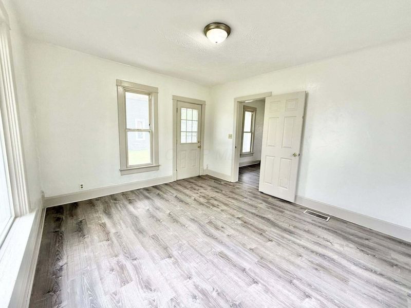 5 S Monroe Street , Mount Vernon, OH 43050 Photo 10