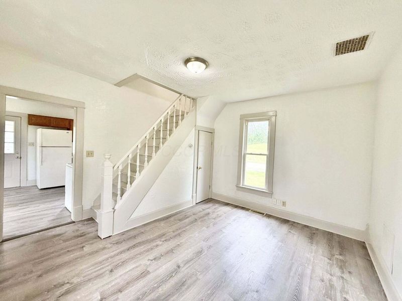 5 S Monroe Street , Mount Vernon, OH 43050 Photo 8