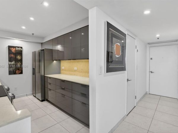 20505 E Country Club Dr , Unit 1431, Aventura, FL 33180
