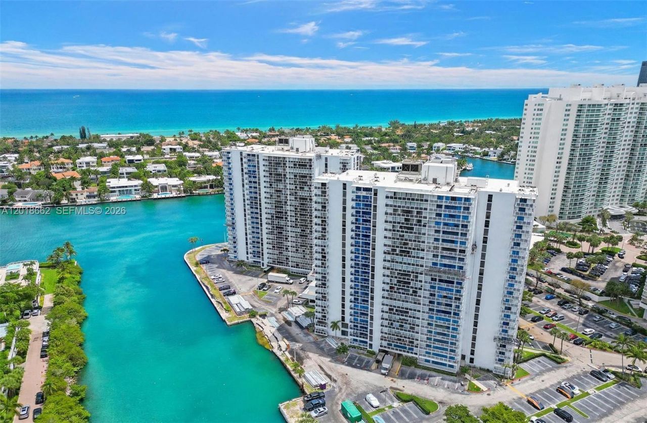 20505 E Country Club Dr, Unit 1431, Aventura, FL 33180 Photo