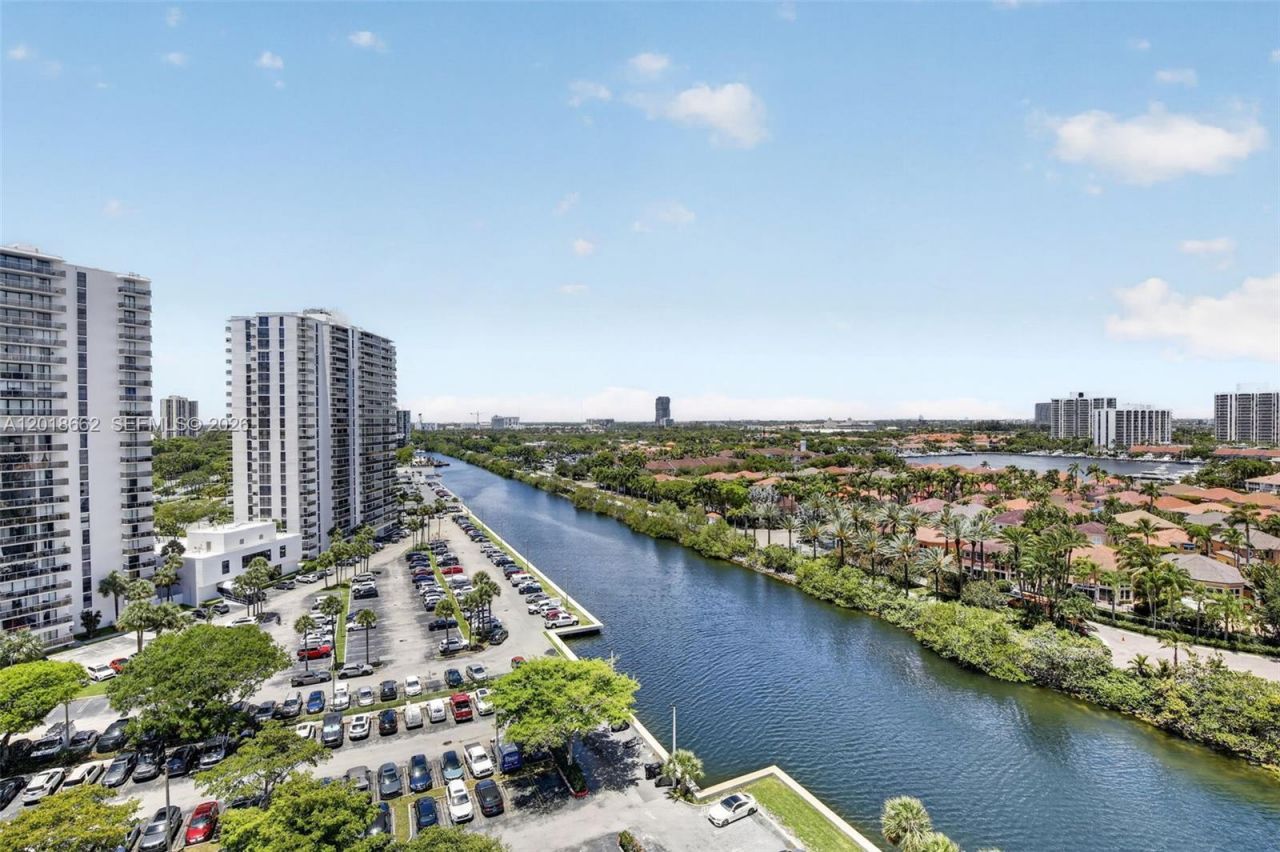 20505 E Country Club Dr, Unit 1431, Aventura, FL 33180 Photo
