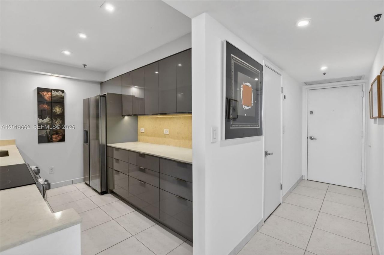 20505 E Country Club Dr, Unit 1431, Aventura, FL 33180 Photo