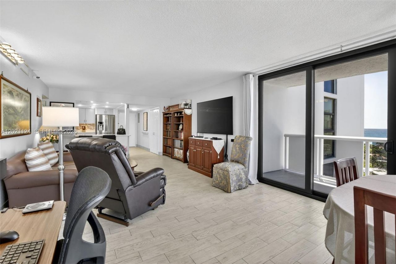 20515 E Country Club Dr, Unit 2248, Aventura, FL 33180 Photo