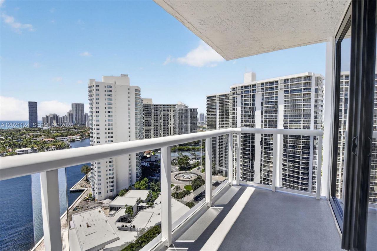 20515 E Country Club Dr, Unit 2248, Aventura, FL 33180 Photo