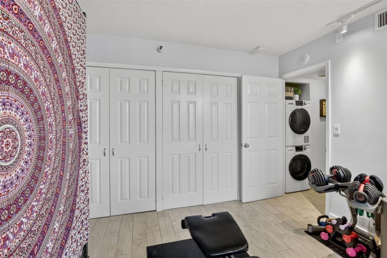 20515 E Country Club Dr, Unit 2248, Aventura, FL 33180 Photo
