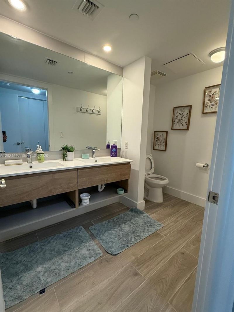 350 S Miami Ave, Unit 1902, Miami, FL 33130 Photo