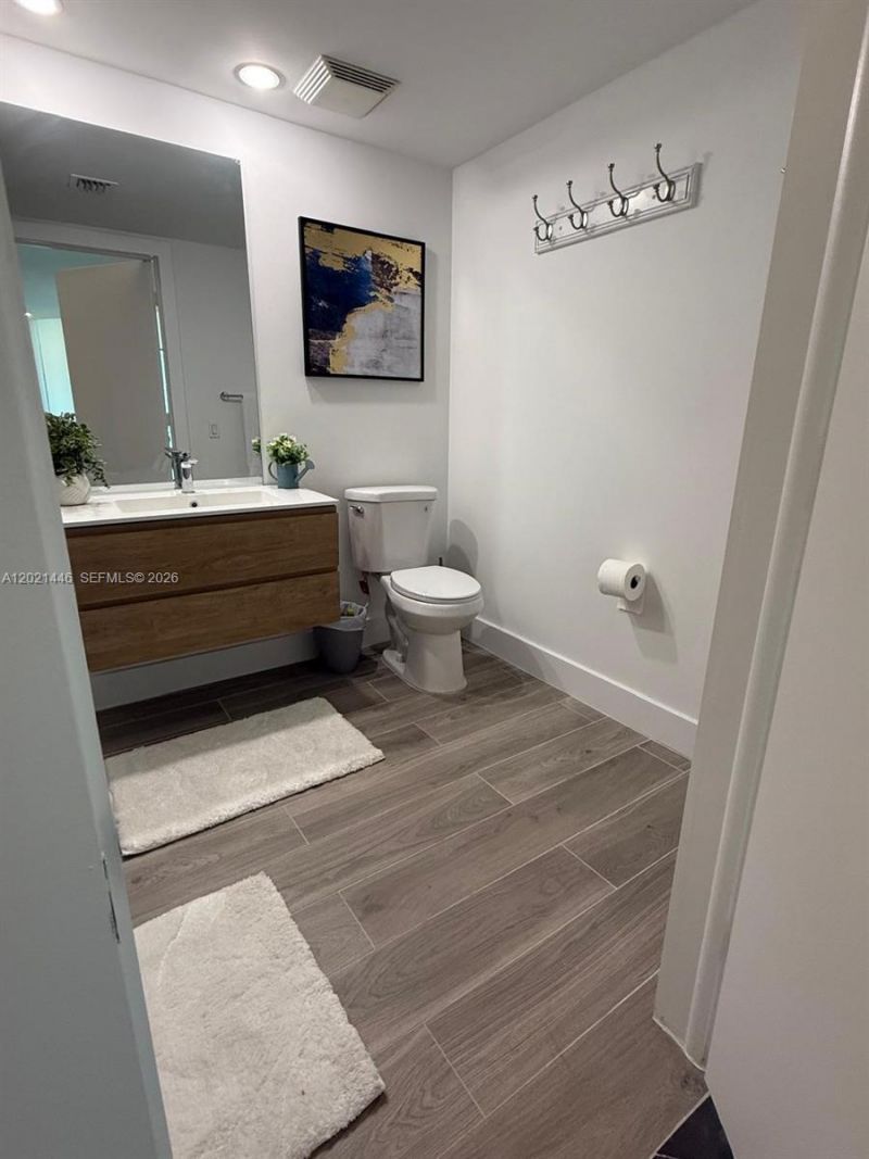 350 S Miami Ave, Unit 1902, Miami, FL 33130 Photo