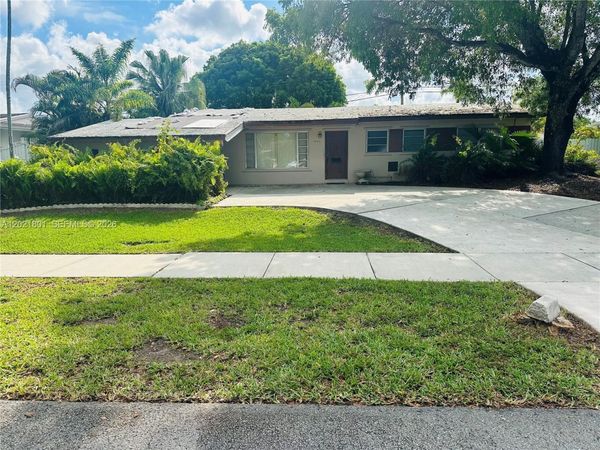 7625 SW 99th Ct , Miami, FL 33173
