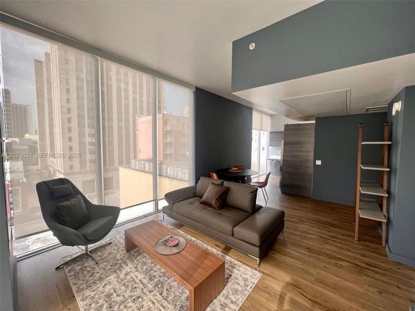 151 SE 1st St , Unit 810, Miami, FL 33131