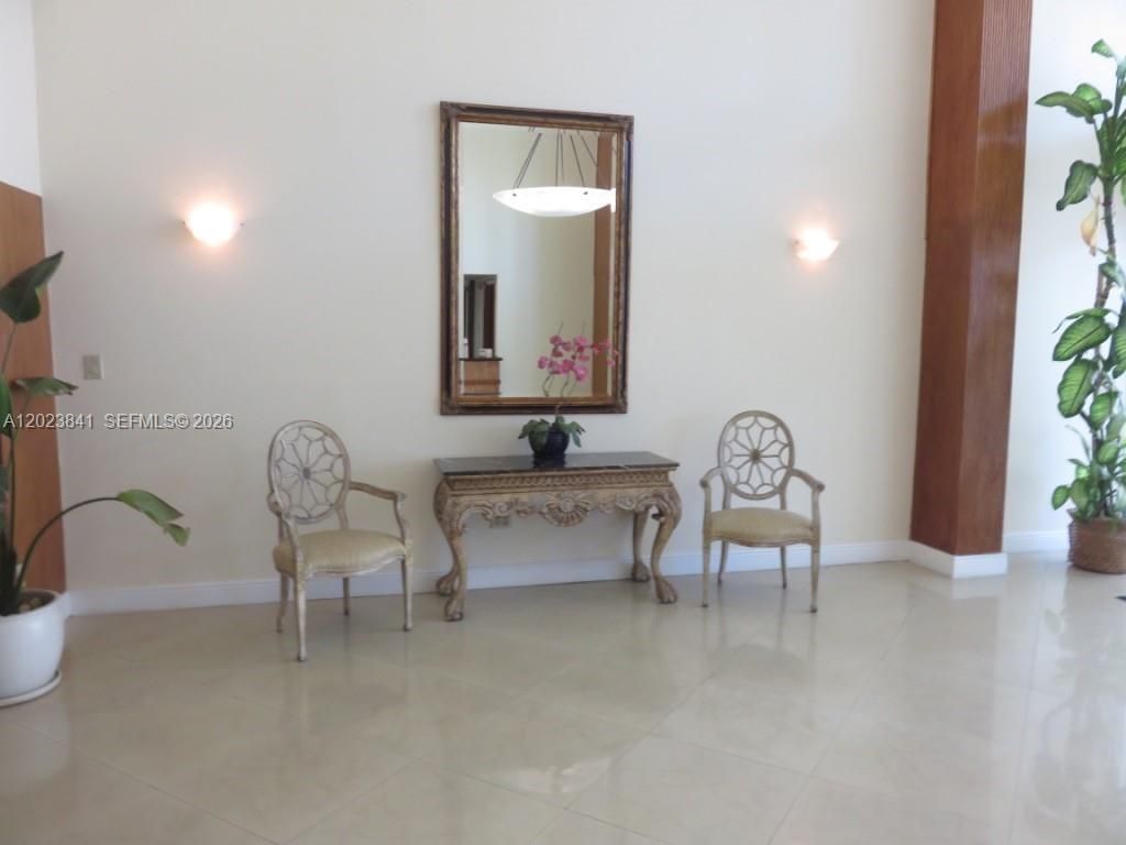 2457 Collins Ave , Unit 1602, Miami Beach, FL 33140 Photo