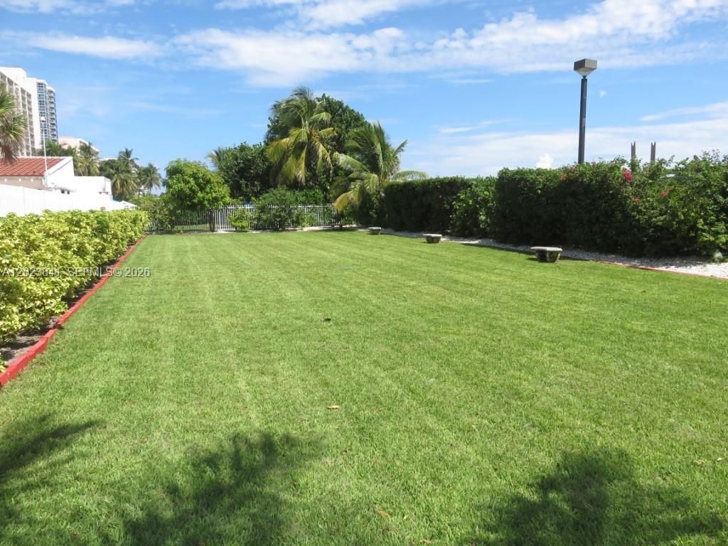 2457 Collins Ave , Unit 1602, Miami Beach, FL 33140 Photo