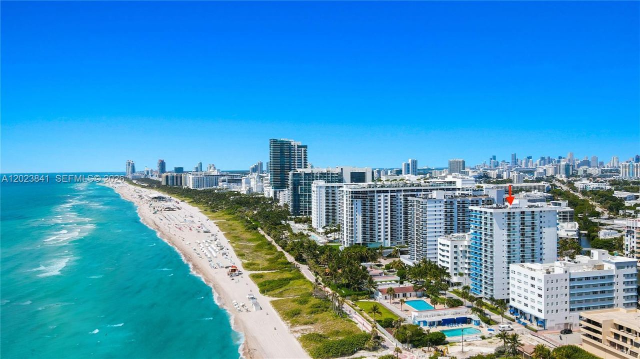 2457 Collins Ave , Unit 1602, Miami Beach, FL 33140 Photo