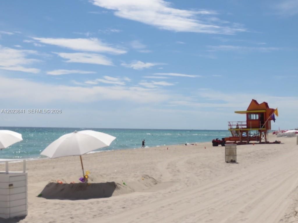 2457 Collins Ave , Unit 1602, Miami Beach, FL 33140 Photo
