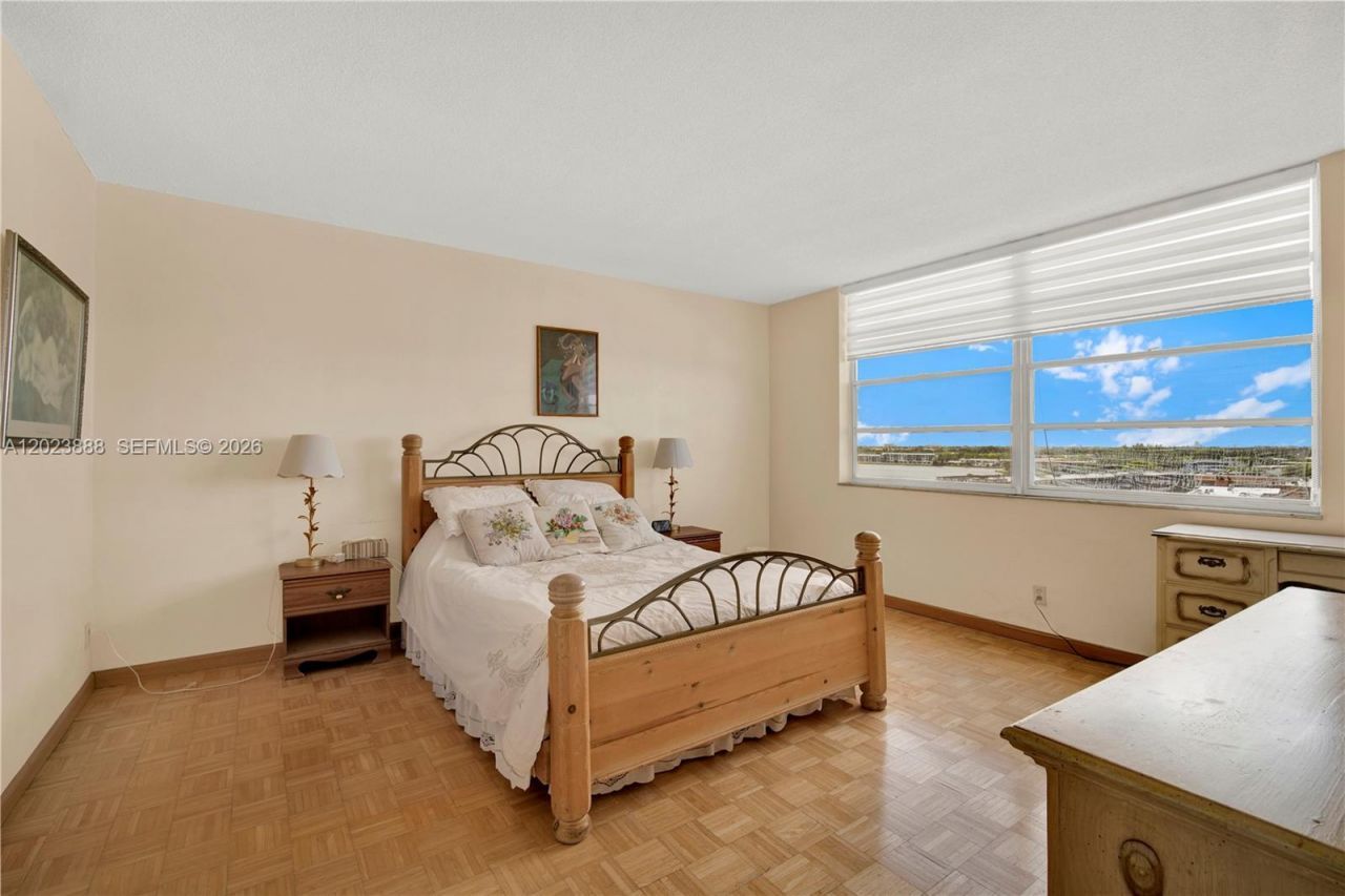 1401 NE Miami Gardens Dr, Unit 889, Miami, FL 33179 Photo