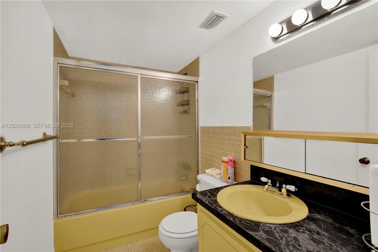 1401 NE Miami Gardens Dr, Unit 889, Miami, FL 33179 Photo