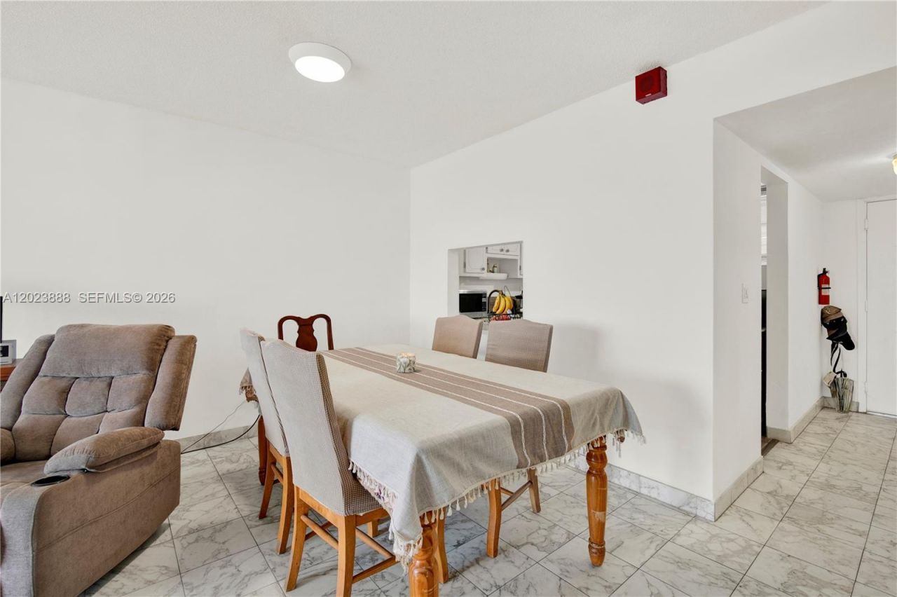 1401 NE Miami Gardens Dr, Unit 889, Miami, FL 33179 Photo