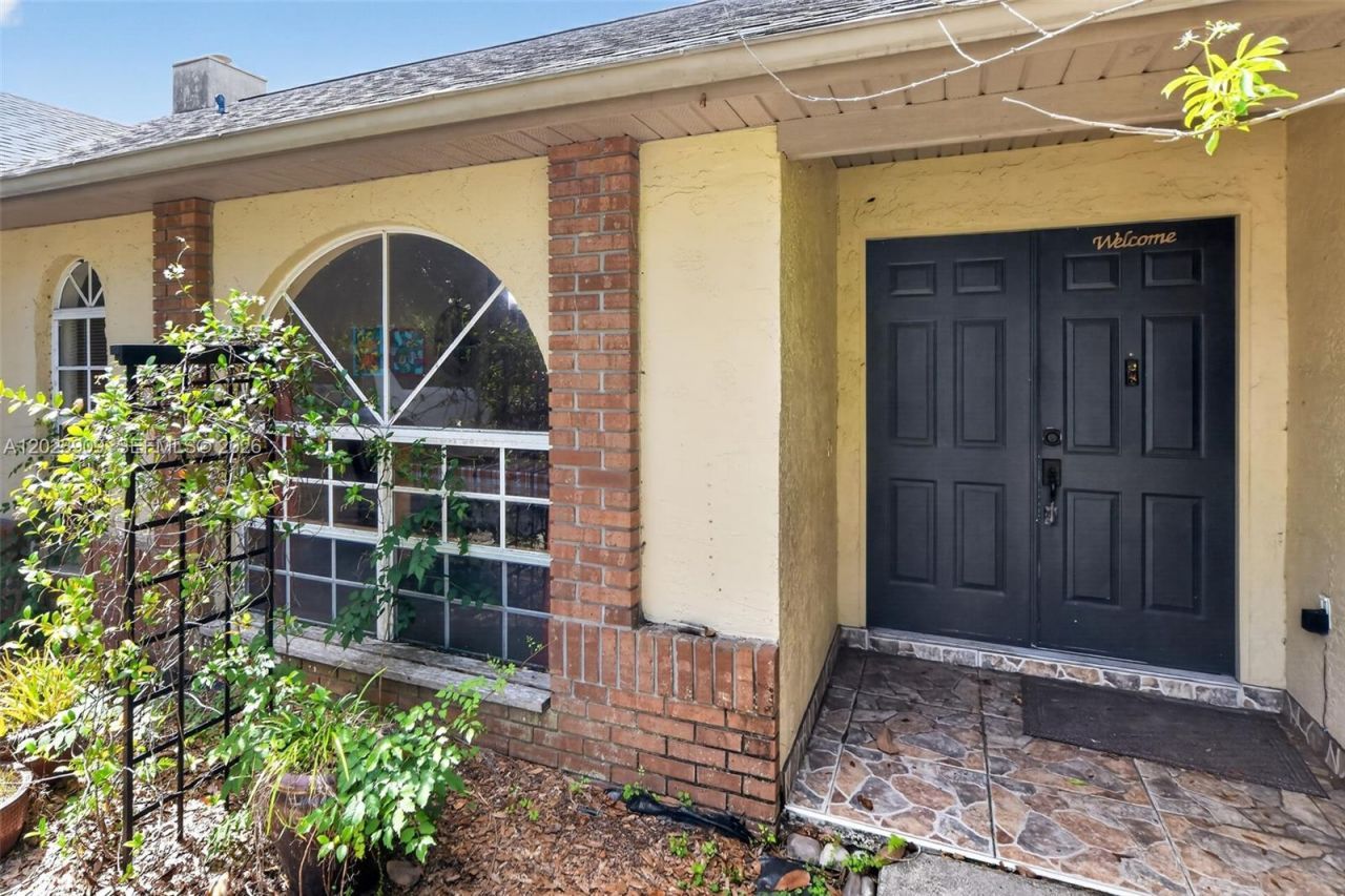 10300 Yorkmere Ct , Orlando, FL 32817 Photo