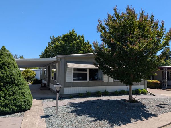 2252 Table Rock Road, Unit SPC 17, Medford, OR 97501