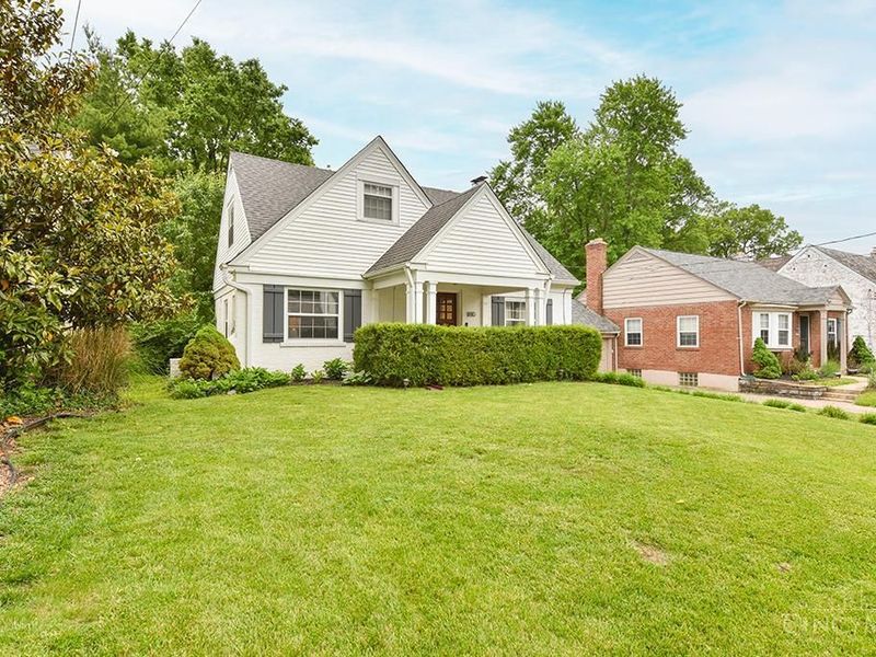 1810 Wilaray Terrace, Cincinnati, OH 45230 Photo 2