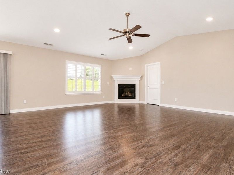 205 Nautical Way, Unit 43, Fairport Harbor, OH 44077 Photo 4