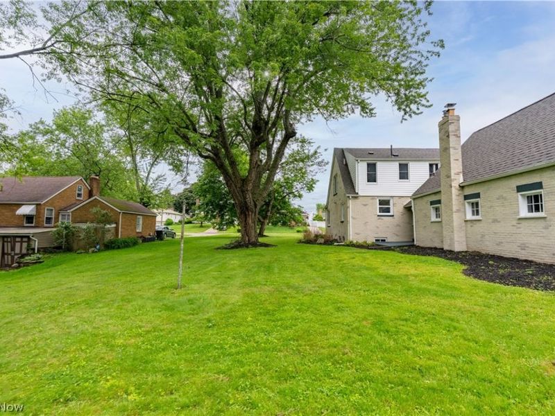 2607 Lakeside Avenue NW, Canton, OH 44708 Photo 6
