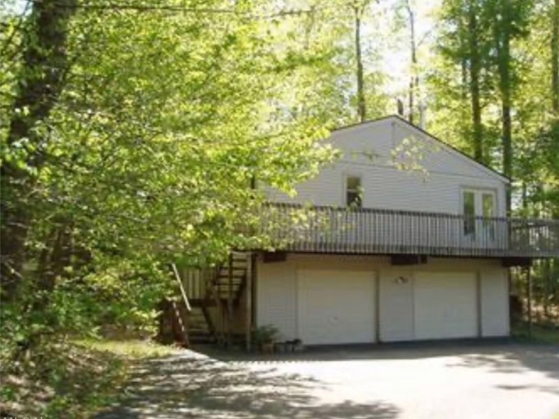10785 Bell Road, Newbury, OH 44065 Photo 1