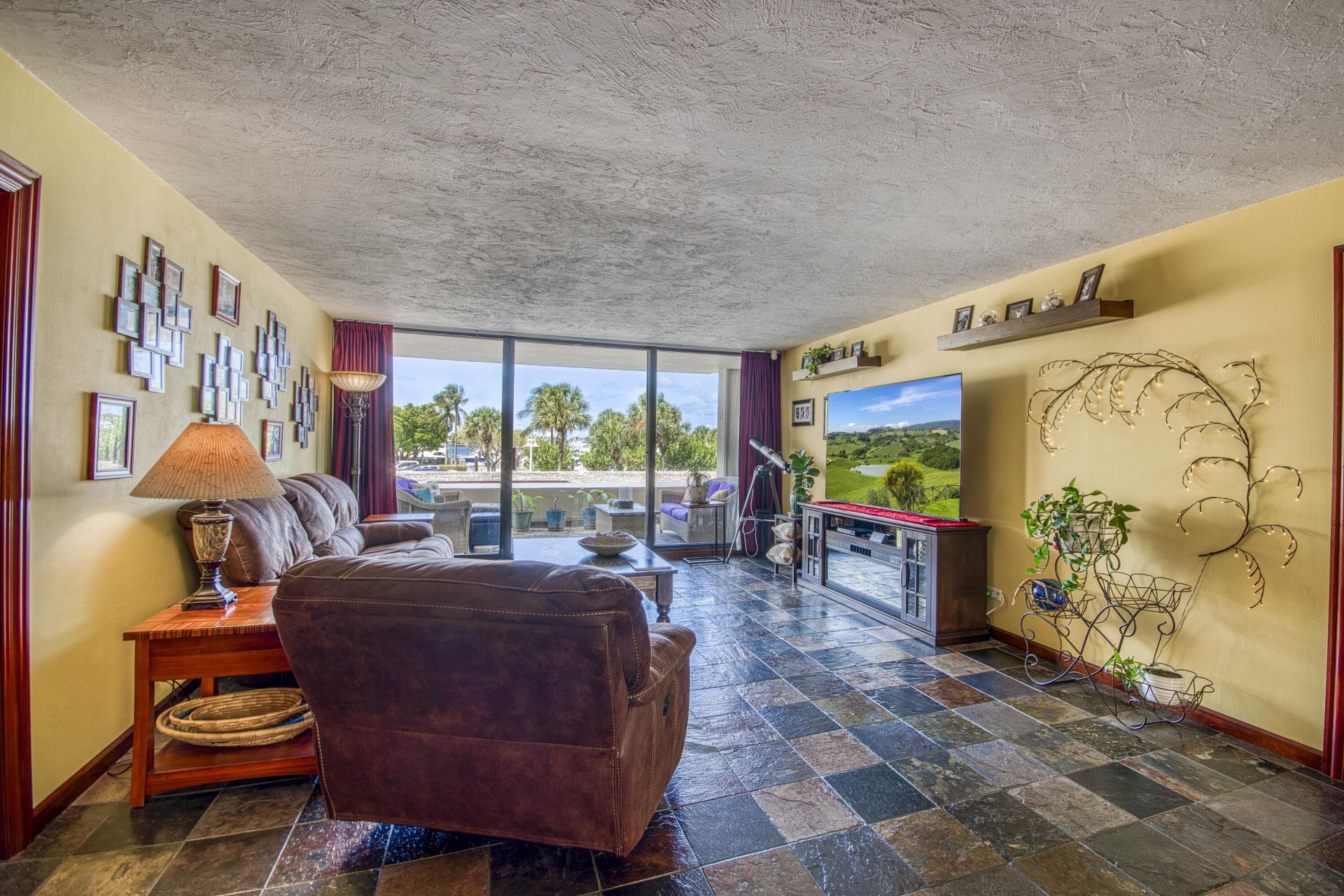 136 Lakeshore Drive, Unit 211, North Palm Beach, FL 33408 Photo