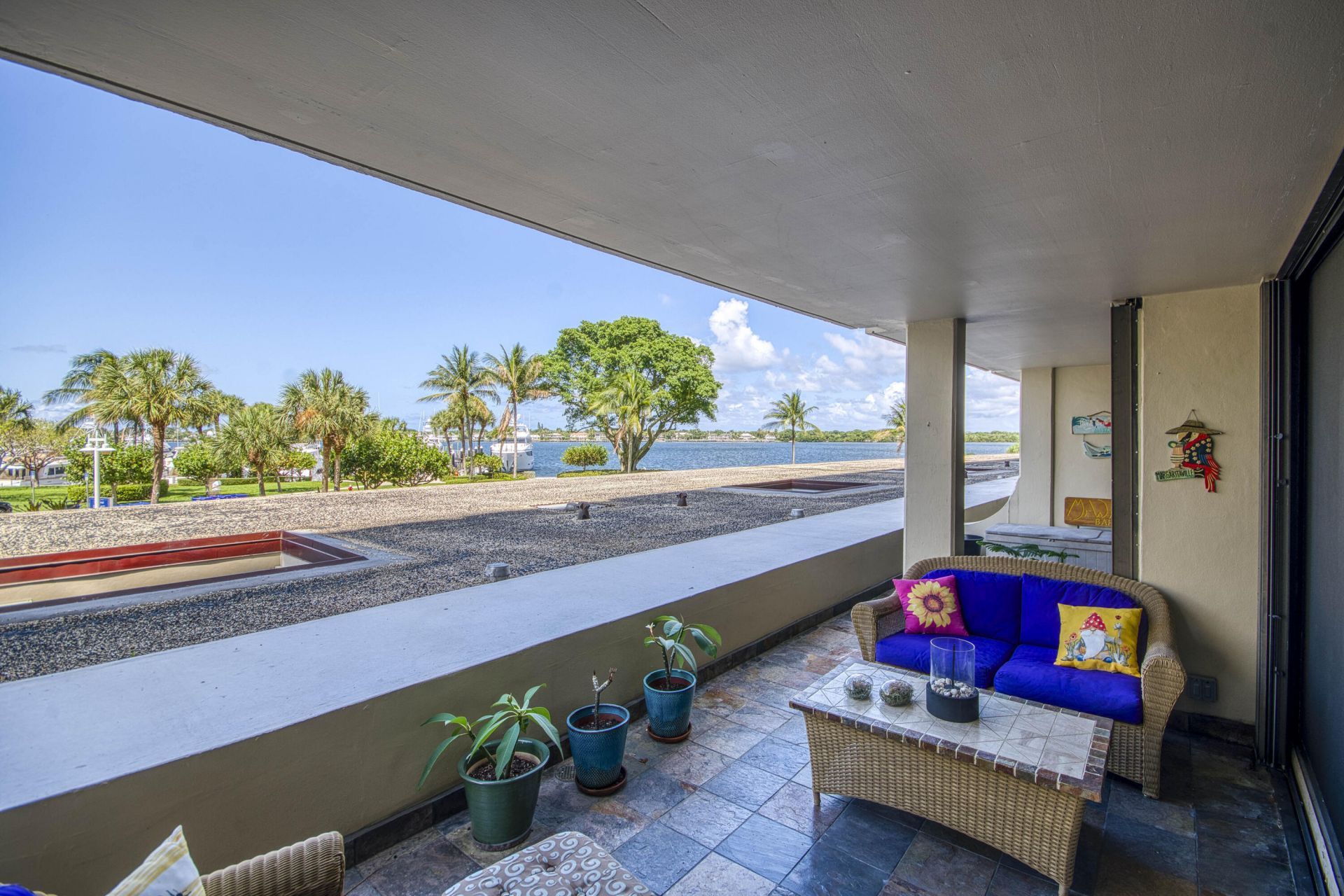 136 Lakeshore Drive, Unit 211, North Palm Beach, FL 33408 Photo
