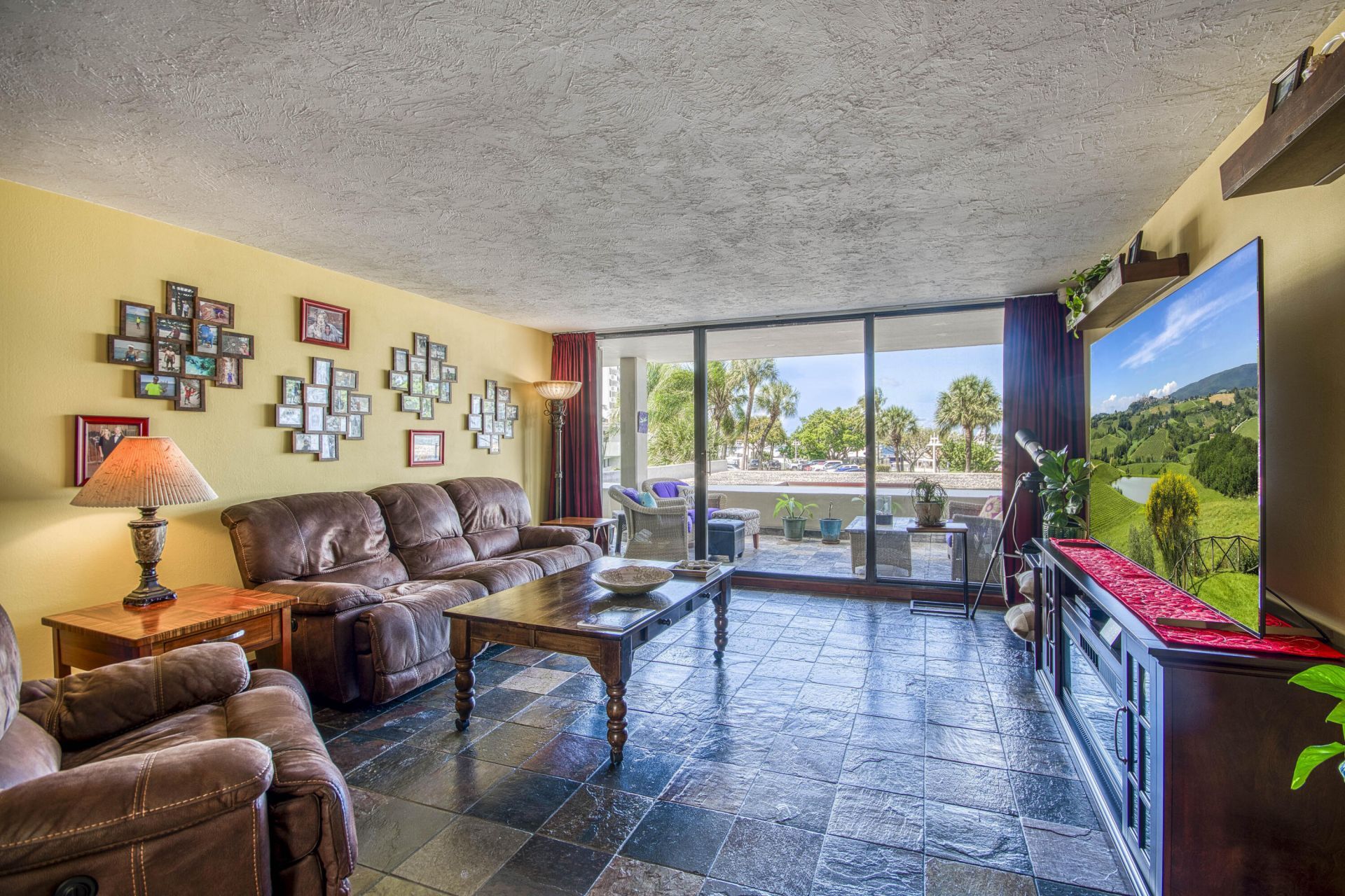 136 Lakeshore Drive, Unit 211, North Palm Beach, FL 33408 Photo