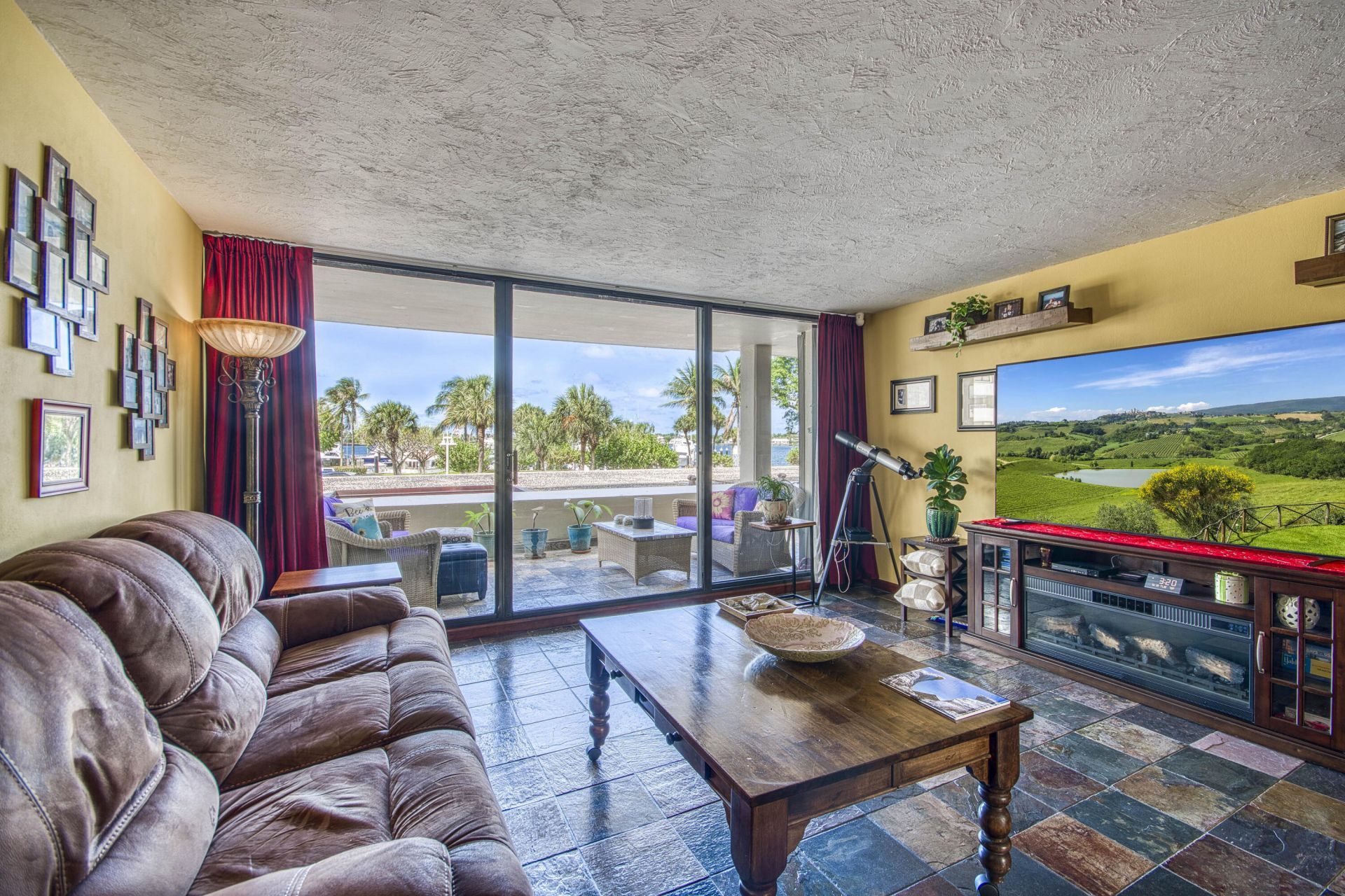 136 Lakeshore Drive, Unit 211, North Palm Beach, FL 33408 Photo