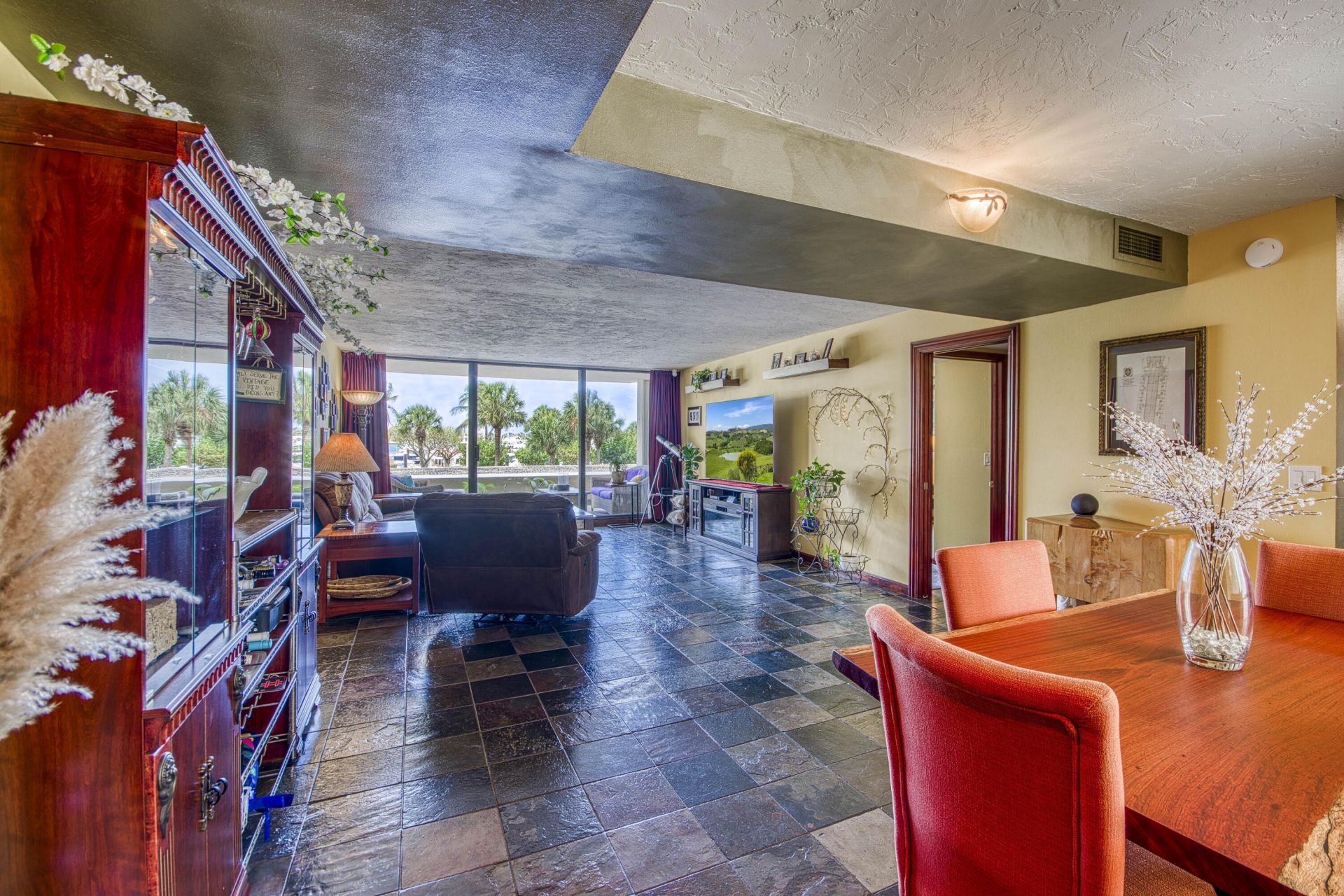 136 Lakeshore Drive, Unit 211, North Palm Beach, FL 33408 Photo