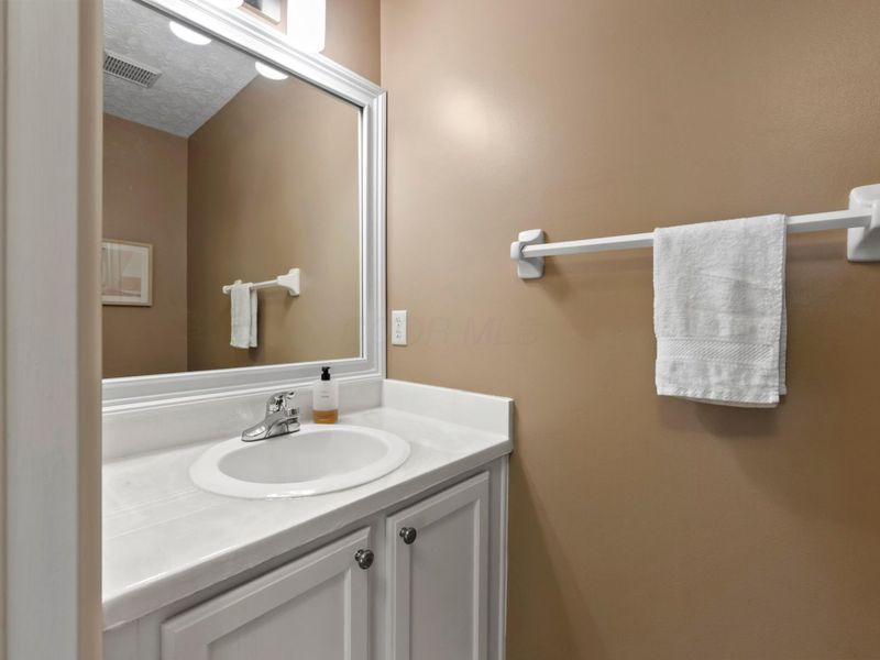 7476 Liberton Place, Columbus, OH 43085 Photo 32