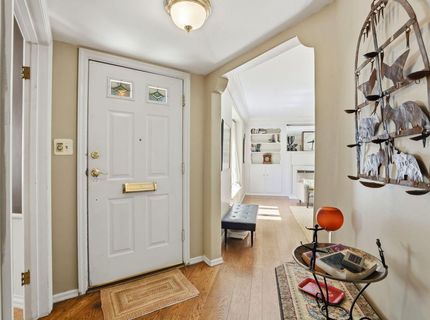 963 Swanston Dr, Sacramento, CA 95818 Photo