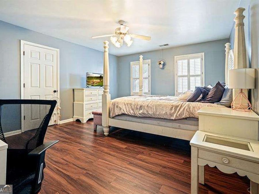 Property Image 43