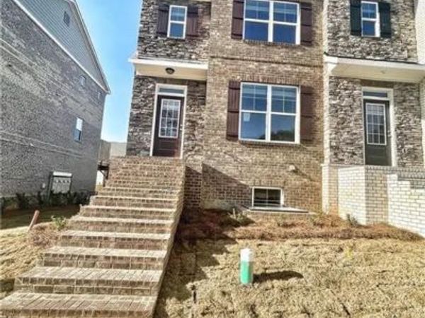 2695 La Rive Drive, Duluth, GA 30097